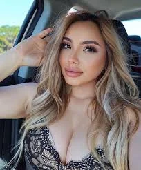 female escorts in Karol Bagh female escorts Karol Bagh